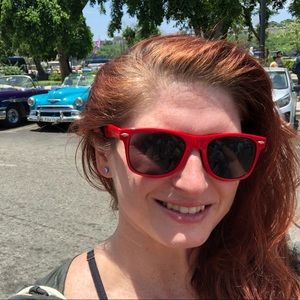 Meet your Posher, Kelly